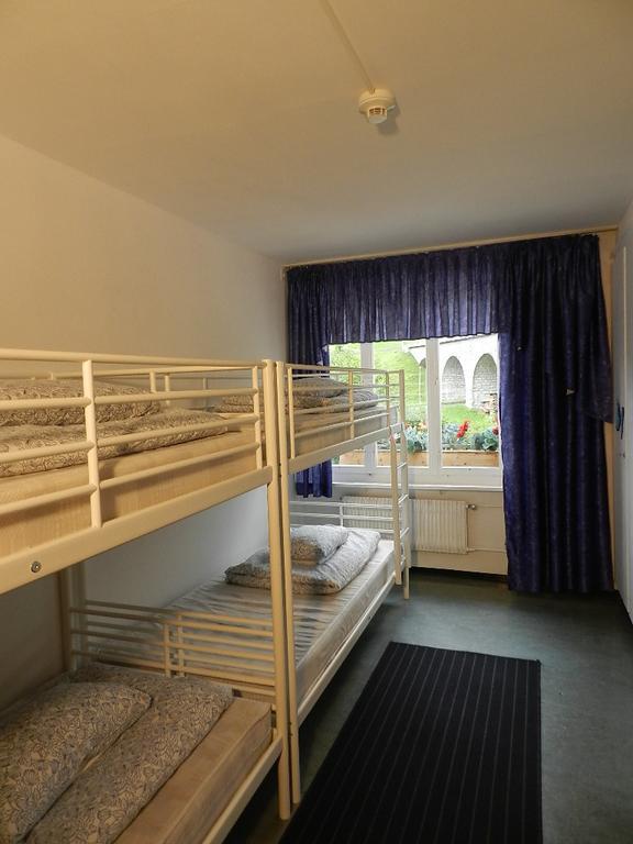 Gasthof Am Bach Panzió Boltigen Szoba fotó