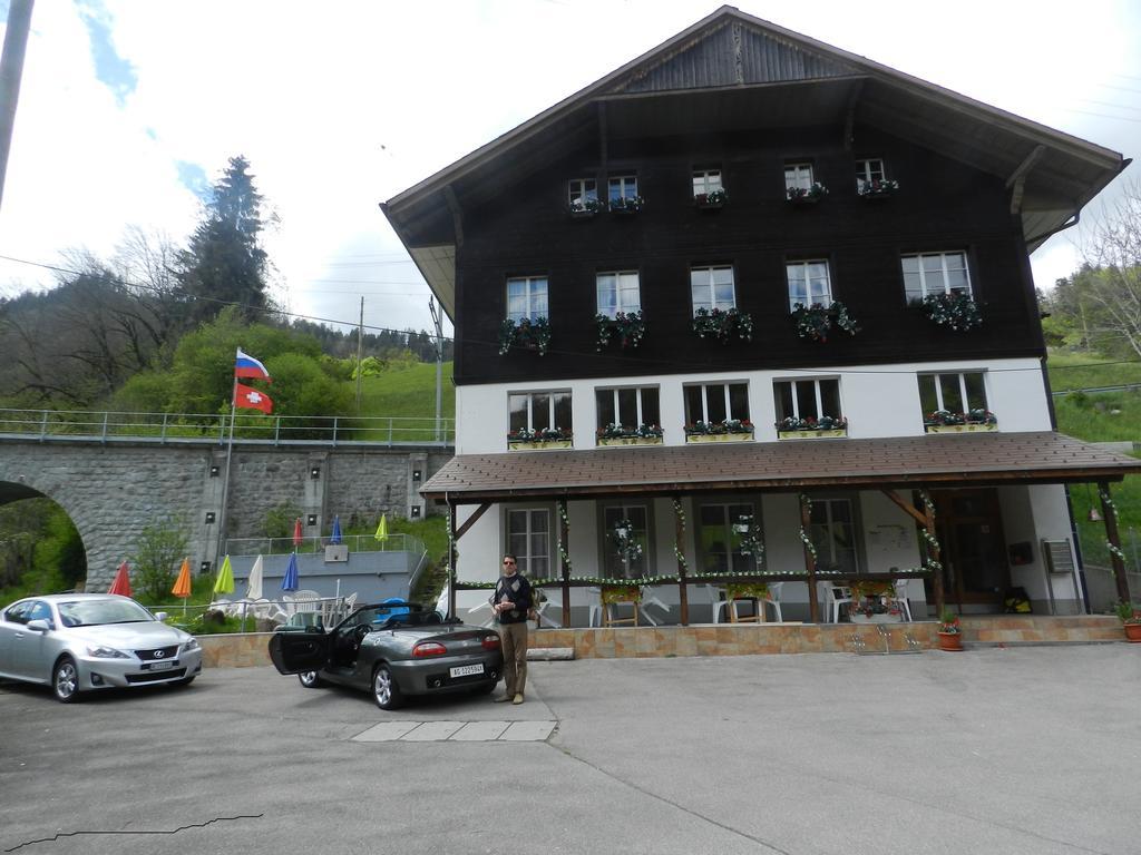 Gasthof Am Bach Panzió Boltigen Szoba fotó